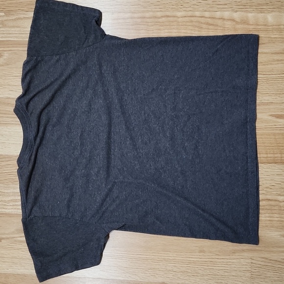 4 Boys Graphic Short Sleeve T-Shirts Set - Black, Blue, Gray Size Medium - Picture 9 of 9